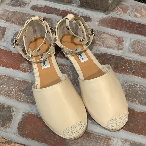 Valentino Rockstud Flat Espadrille - Picture 3 of 10